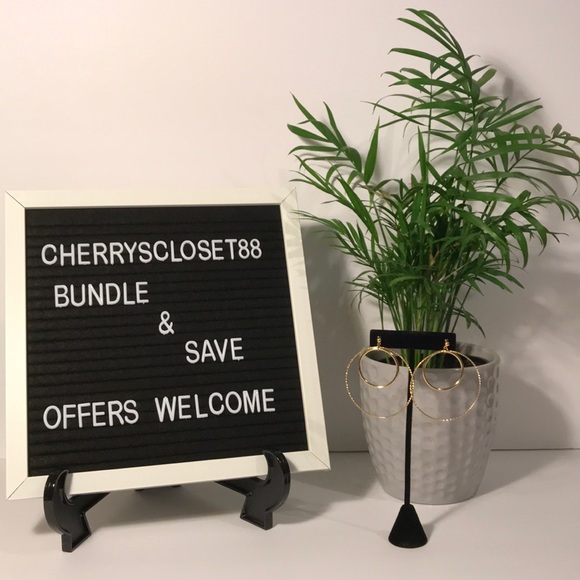 H&M Jewelry - NEW H&M gold plated double loop earrings